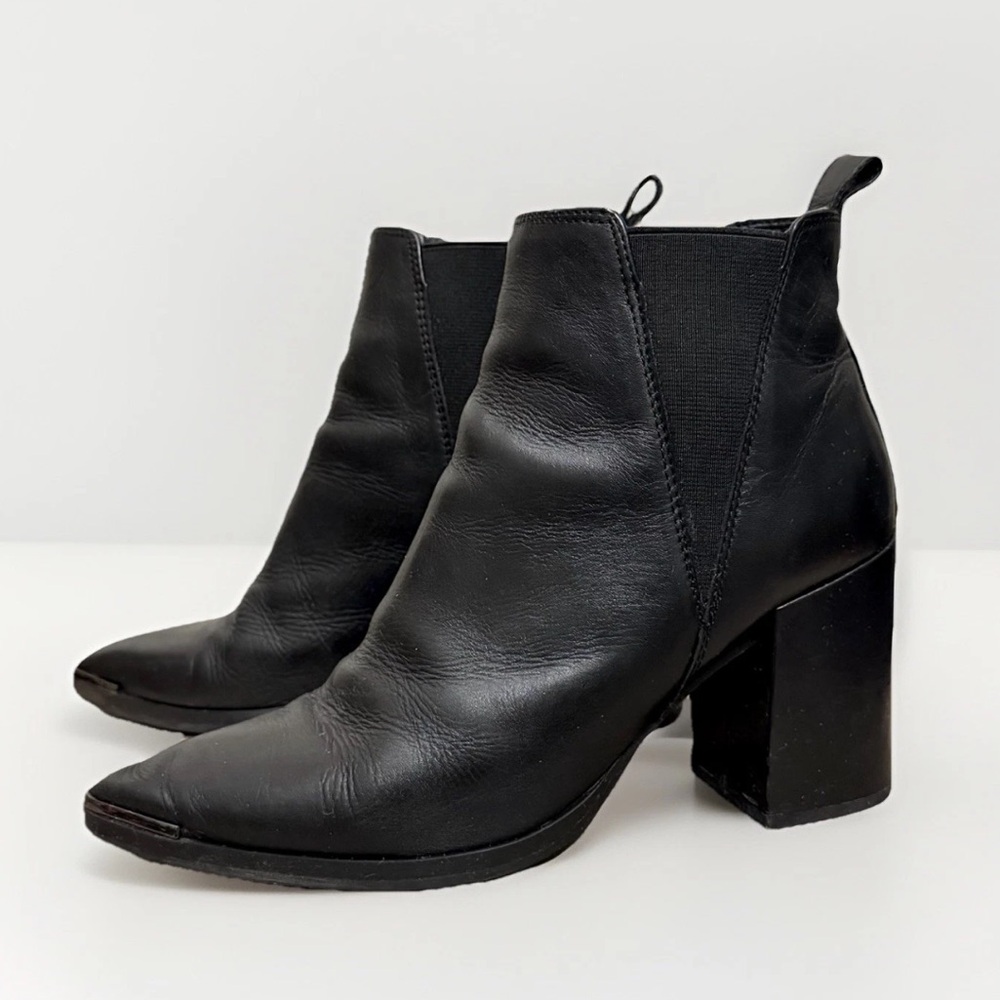 Tony Bianco “Bello” Black Leather Ankle Boots (size 6)